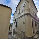 Dimora Valicenti Bed & Breakfast