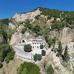 Dimora Valicenti Bed & Breakfast *