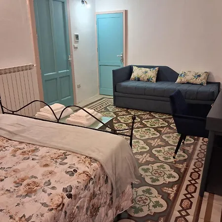 Dimora Valicenti Bed & Breakfast